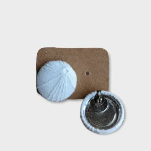Boucles d'oreilles boutons - Dentelle Blanche