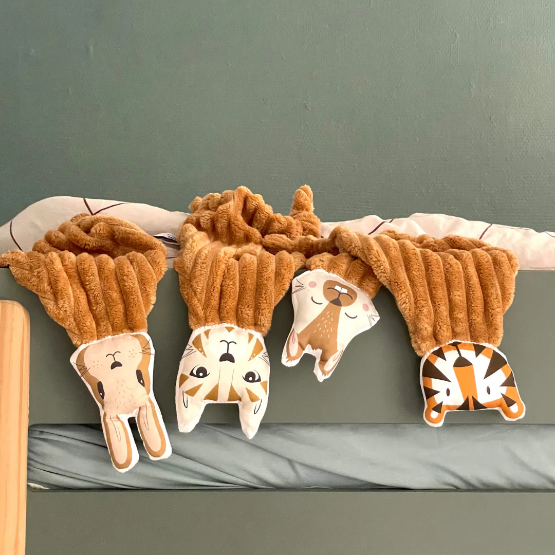 Doudou Chat en velours côtelé camel personnalisable – Image 6