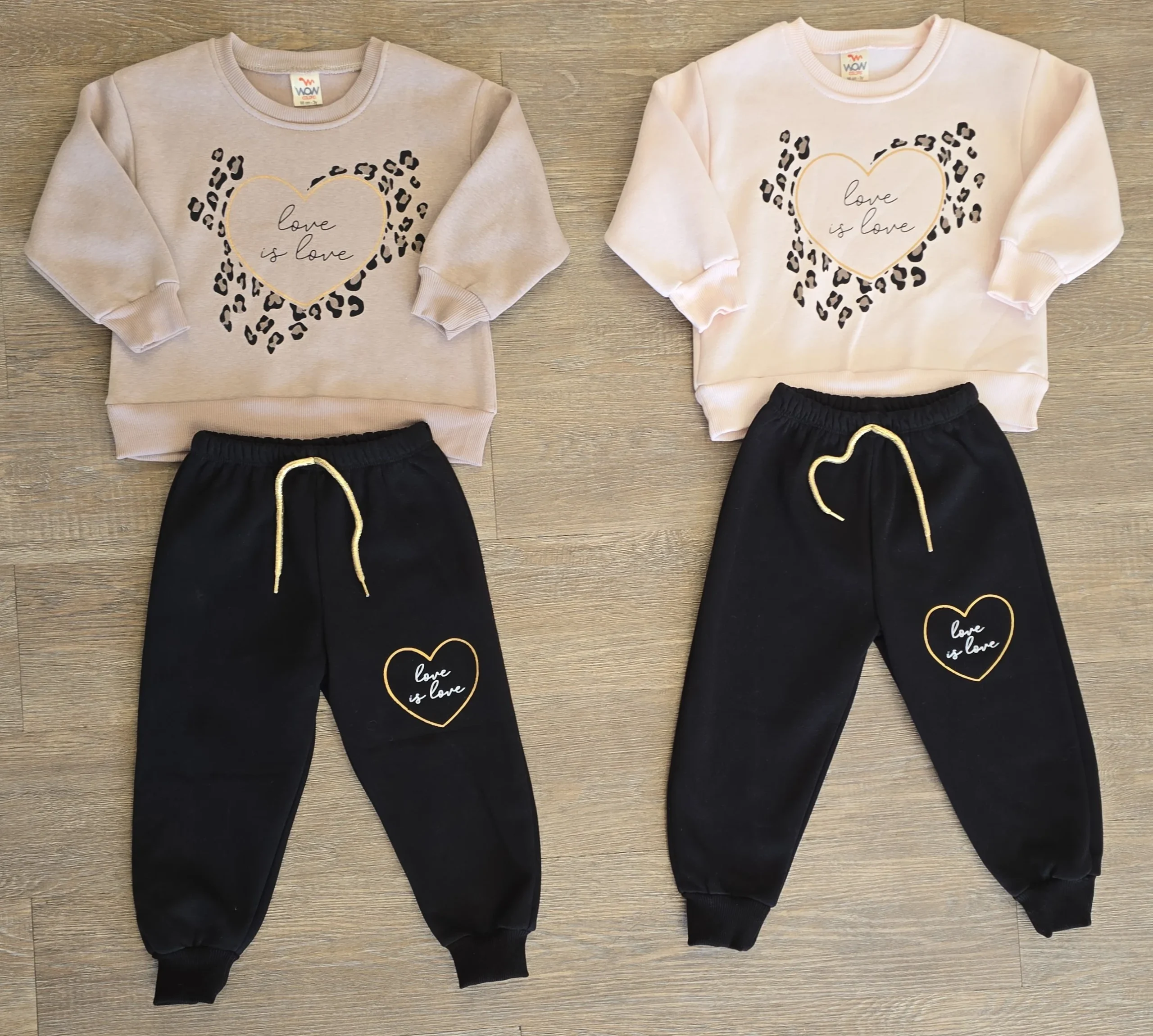 Ensemble de jogging rembourré fille "Love is Love" léopard taille de 1 à 4 ans ref 0748 – Image 2